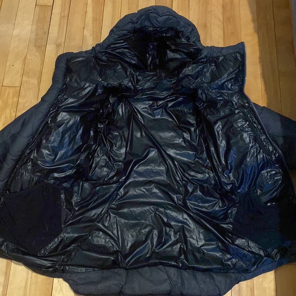 North face jacket - Picture 2 of 4